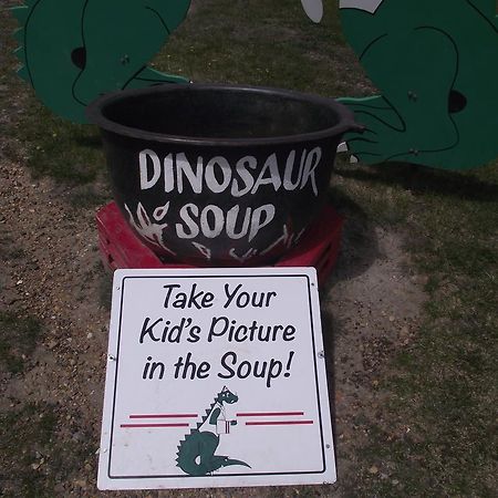 Dinosaur Trail Rv Resort & Cabins ドラムへラー エクステリア 写真