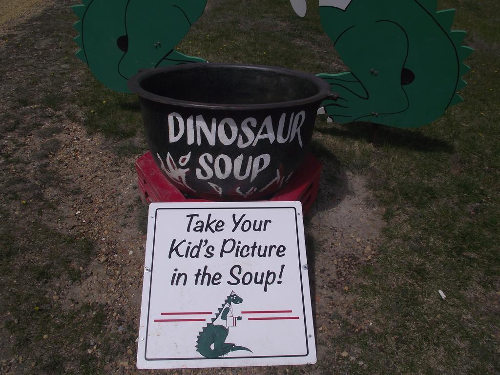 Dinosaur Trail Rv Resort & Cabins ドラムへラー エクステリア 写真